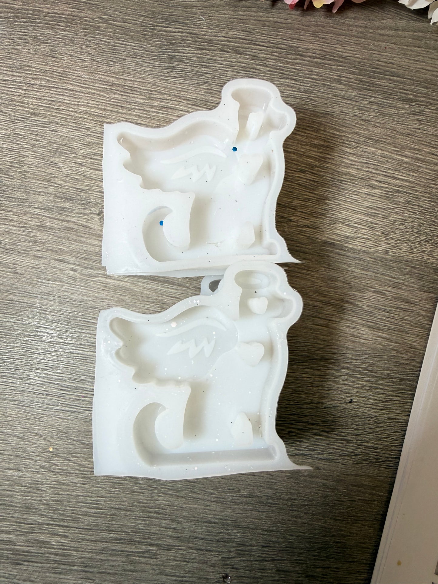 Silikonform Engelshund mit Flügeln & Heiligenschein – neuwertig