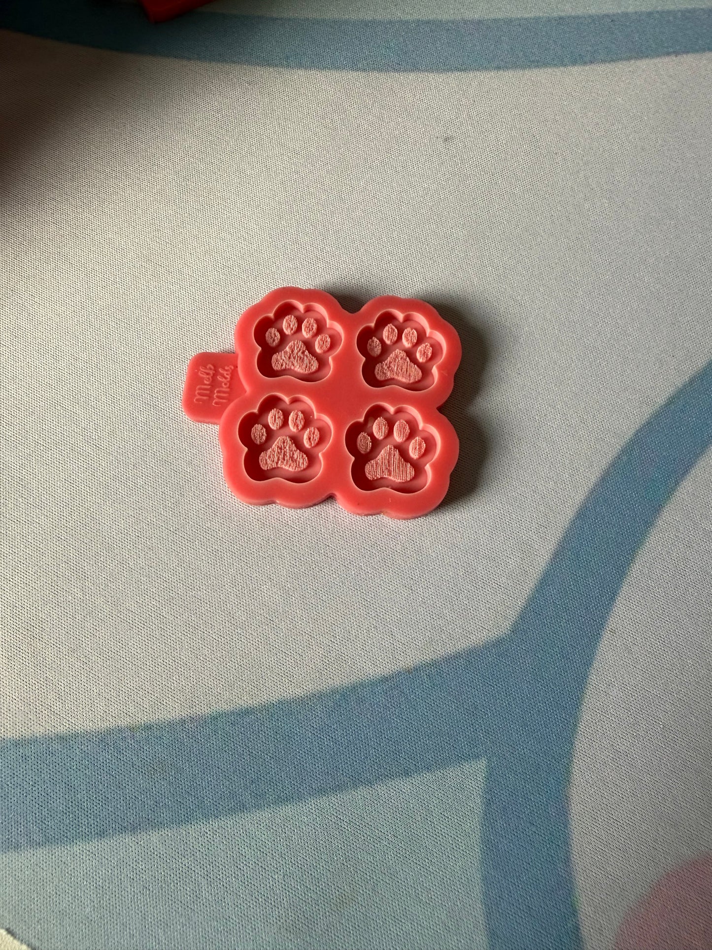 Melb Molds Mini Pfoten Anhänger-, Ohrring- & Charms-Silikonform – guter Zustand