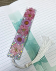 Lesezeichen mit Blüten in verschiedenen Designs