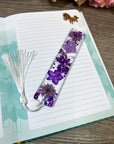 Lesezeichen mit Blüten in verschiedenen Designs