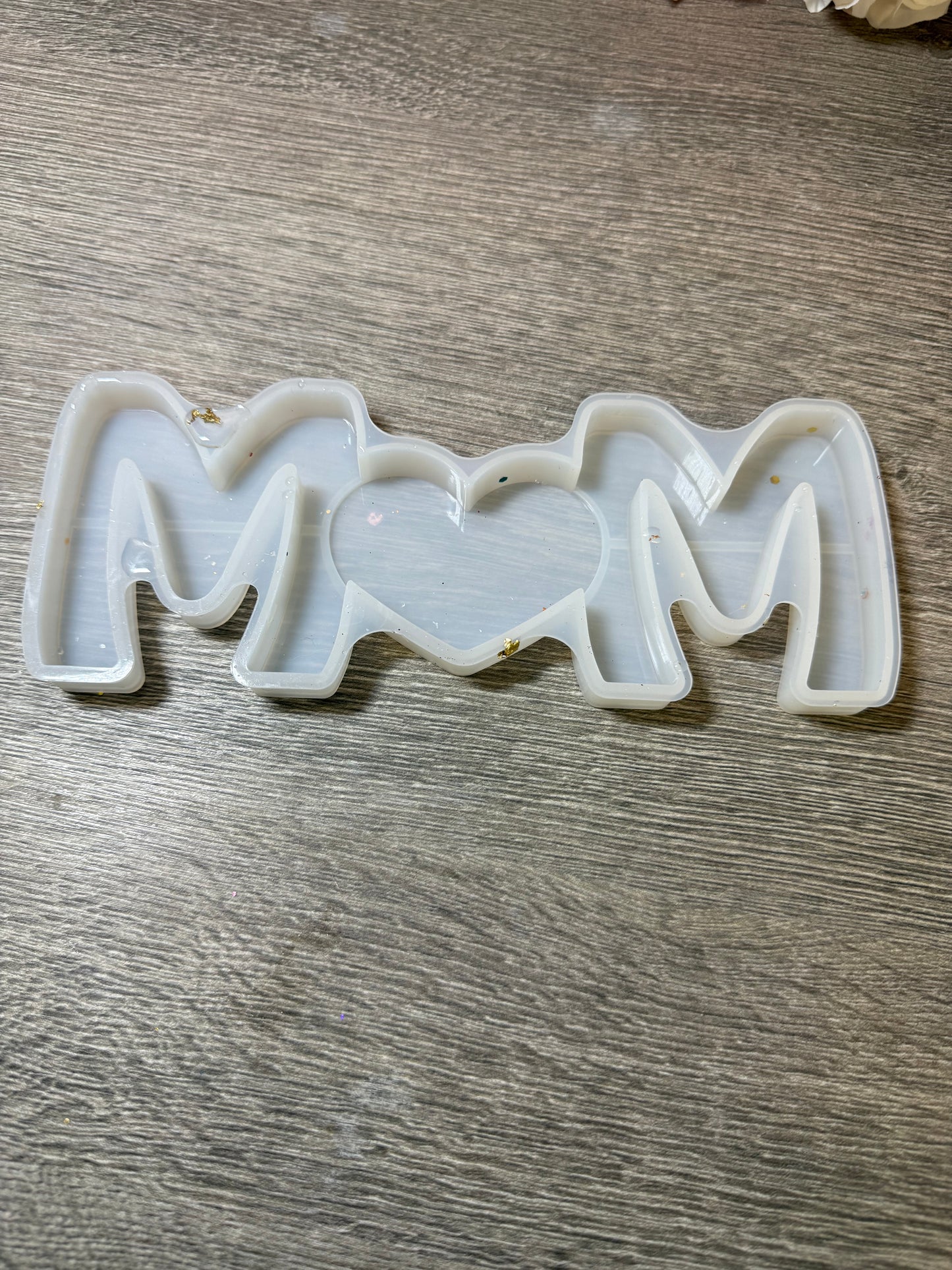 Silikonform „MOM“ mit Herz – sehr guter Zustand – Resin