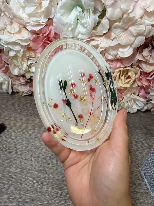 Seifenschale mit echten Blüten