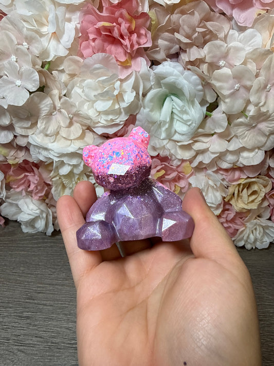 Teddy Figur aus Epoxidharz – handgefertigte Deko Figur Einzelstück