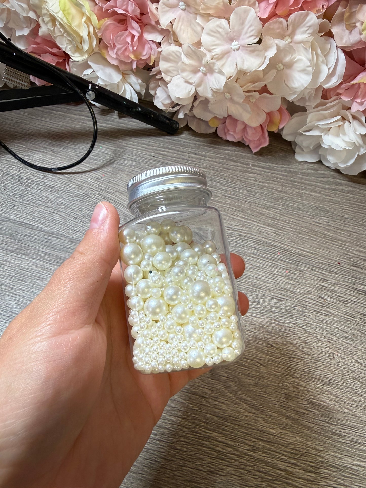 Perlen Mix für Resin – verschiedene Größen im Schraubglas