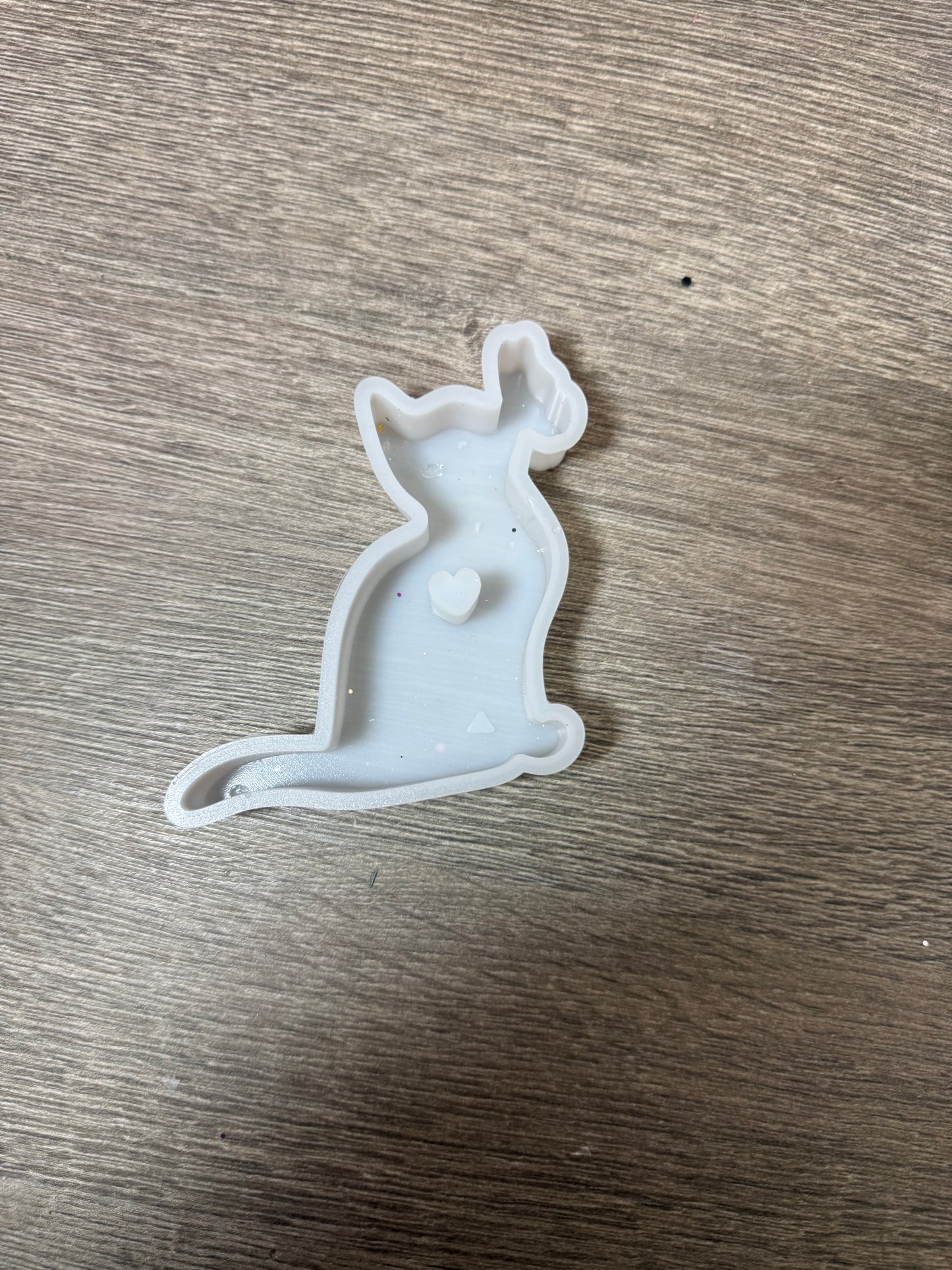 Silikonform Katze mit Schmetterling – matt – neuwertig