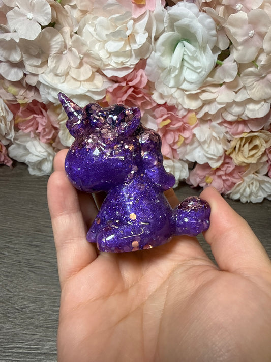 Einhorn Figur aus Epoxidharz – handgefertigte Deko Figur Einzelstück
