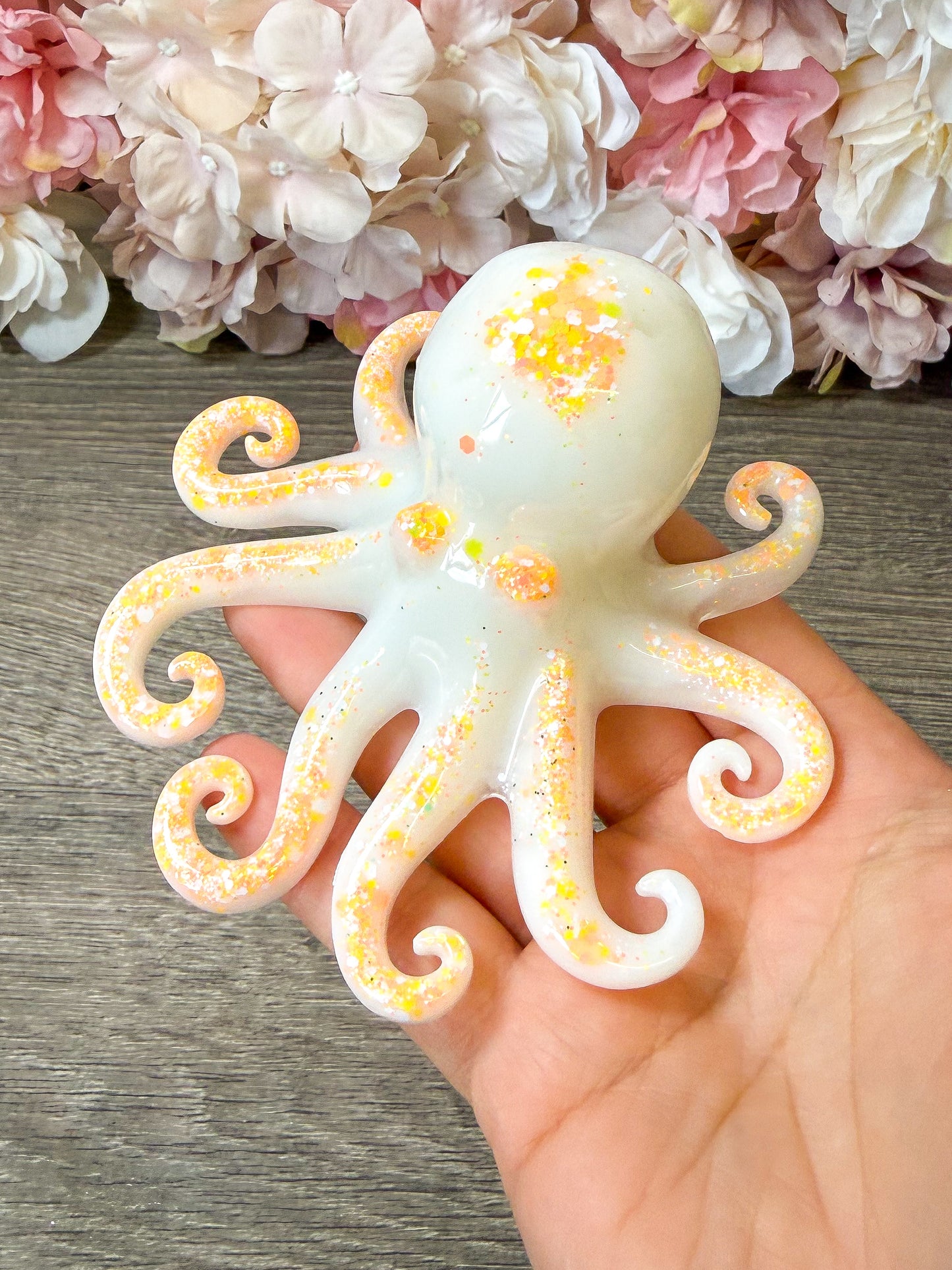 Oktopus Figur aus Epoxidharz – handgefertigte Deko Figur Einzelstück