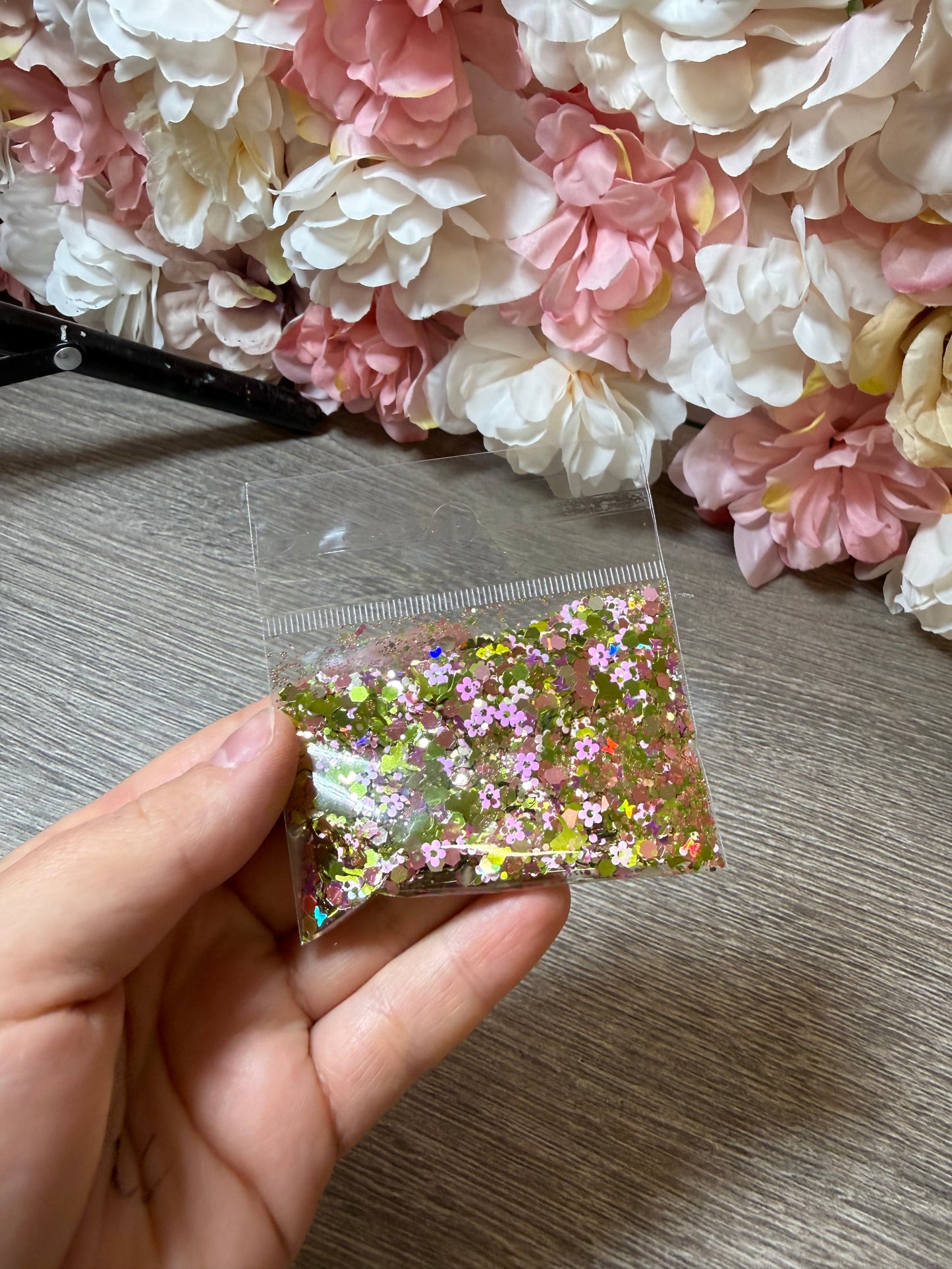 Frühlingsmix Glitter – Blumen Rosa & Grün – ca. 5–6 g – neu