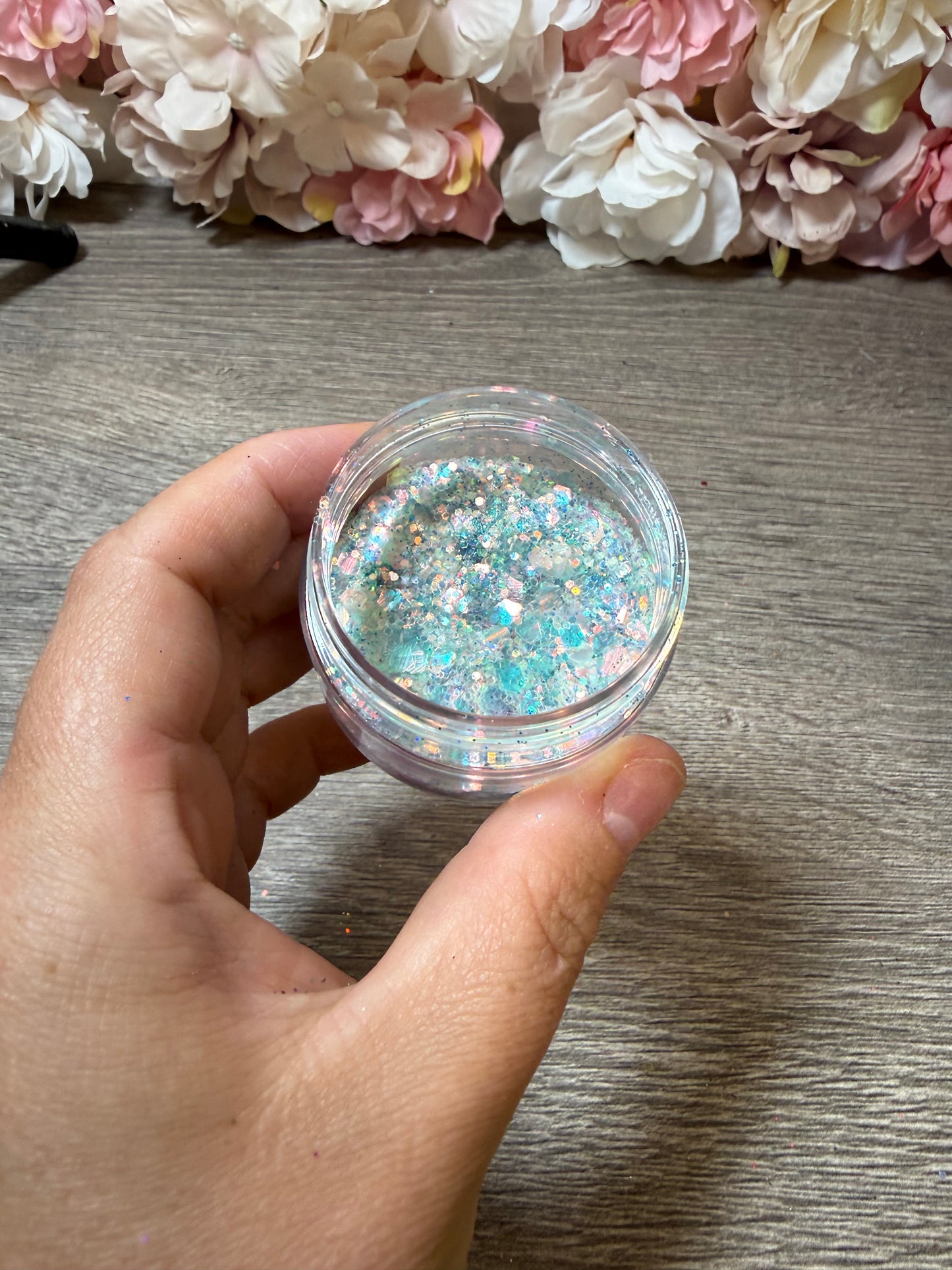 Eisblauer Holo Glitter Mix – teilgefüllte Dose