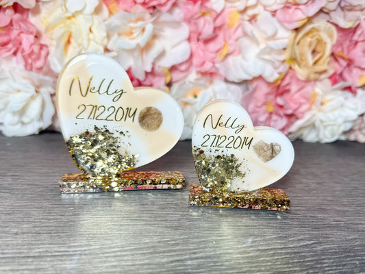 Herz-Erinnerungsstück mit Tierfell – personalisiertes Tierandenken aus Resin