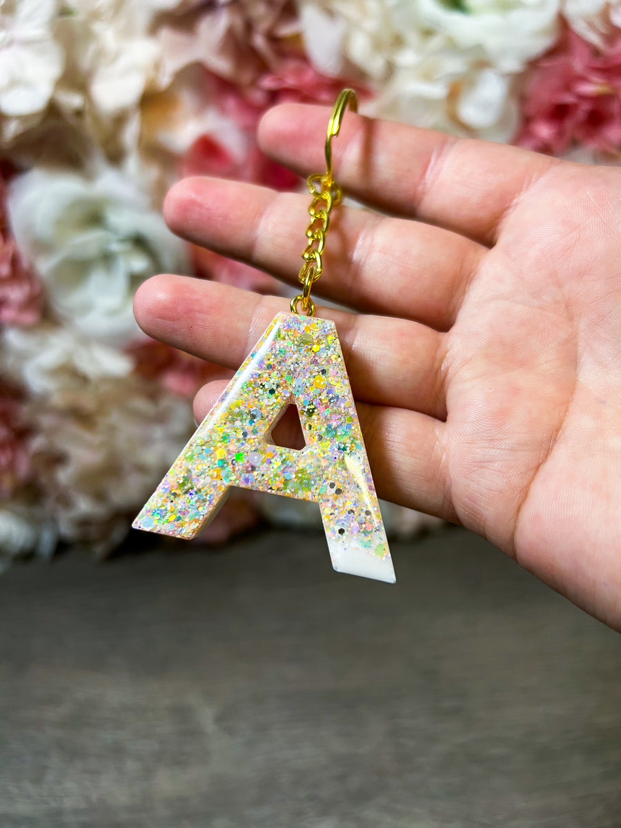 Schlüsselanhänger "Buchstabe" im Glitzer-Design