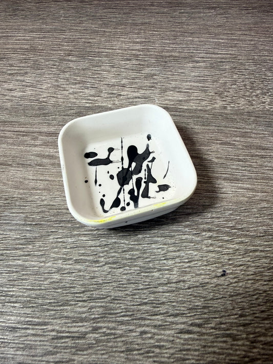 kleine Schale aus Raysin