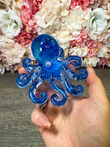 Figur Oktopus mit Wackelaugen und Kristallen
