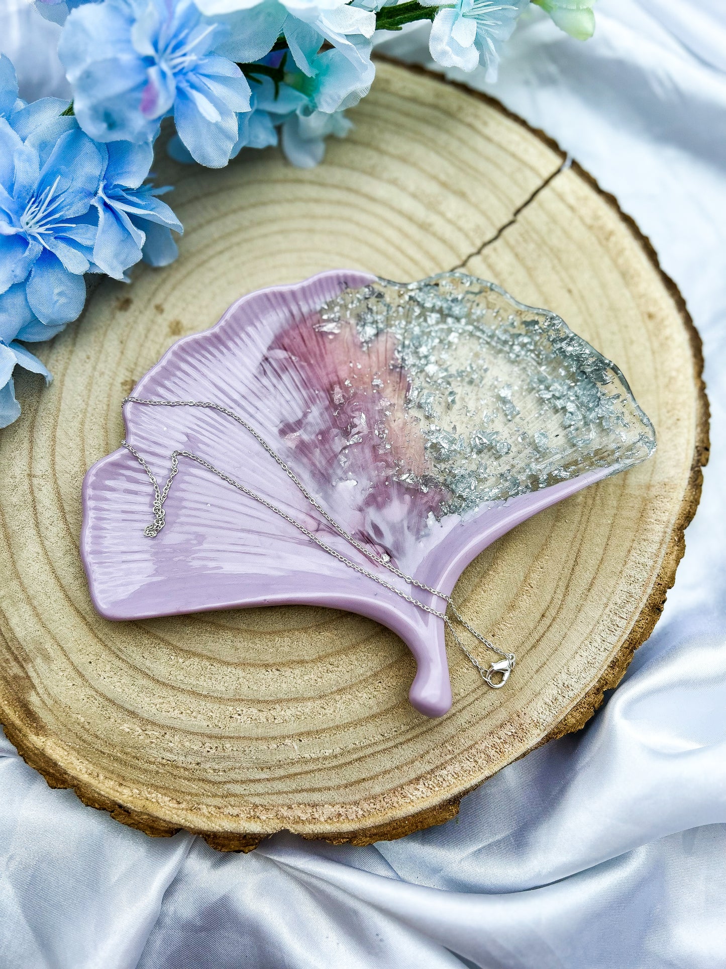 Handgefertigtes Tablett "Ginko" in in deiner Wunschfarbe